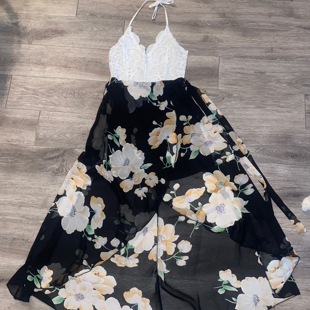 Backless high-low sun dress